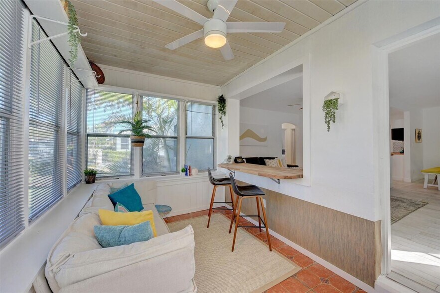 More Photos Of 1944 NE 5th St, Deerfield Beach Apartments For Sale