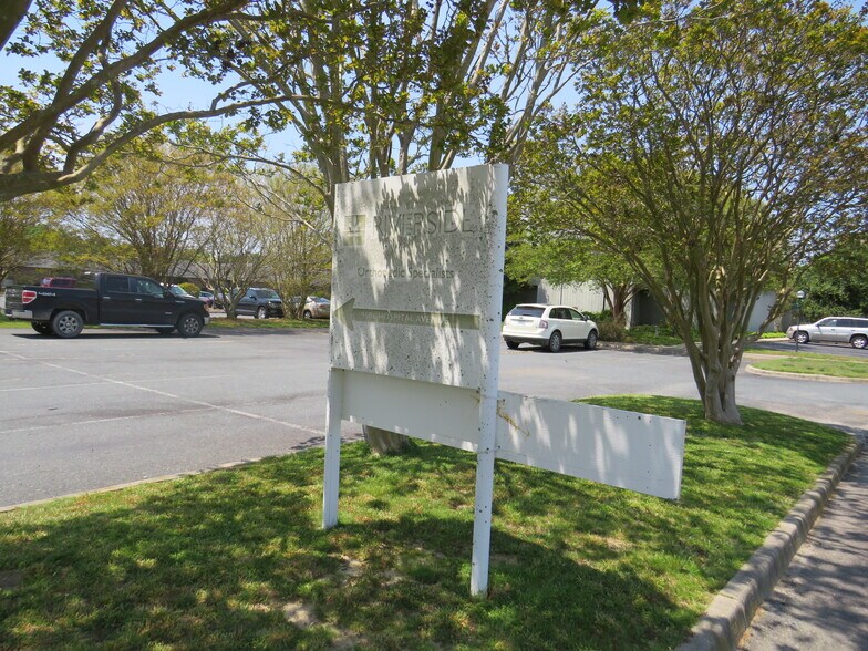 More Photos Of 9506 Hospital Ave, Nassawadox Medical For Sale