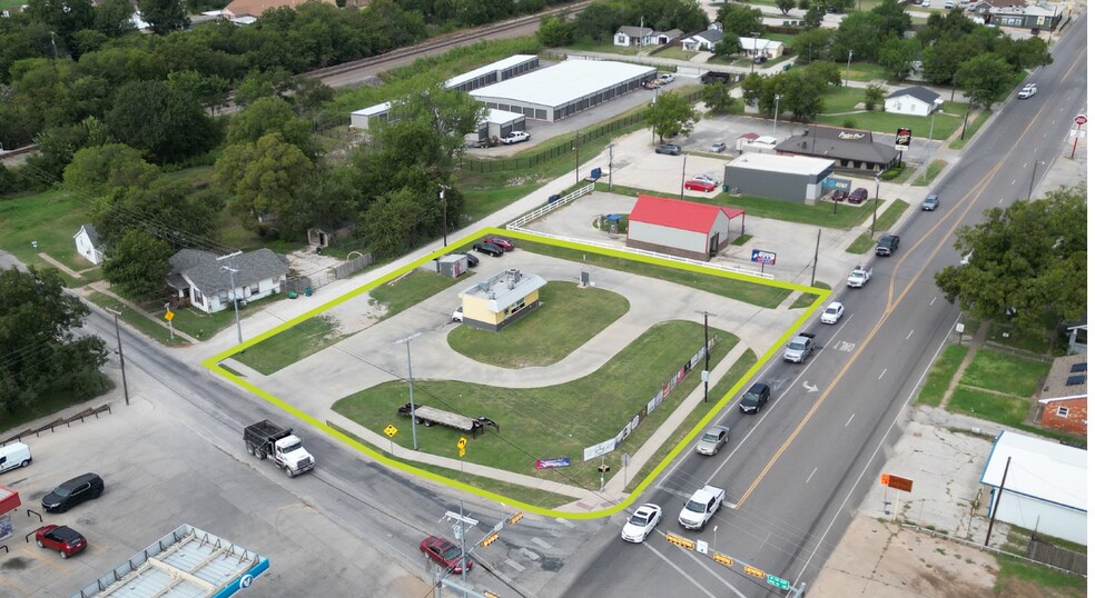 Primary Photo Of 416 E Wise St, Bowie Land For Sale