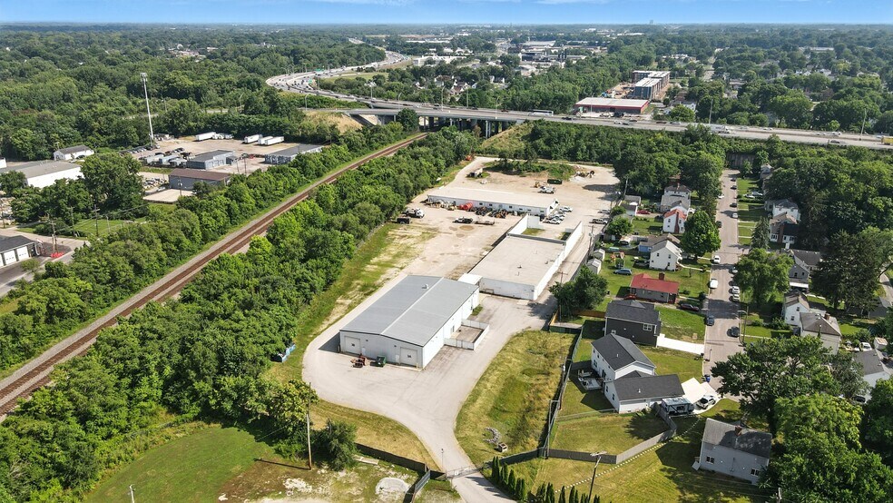 More Photos Of 2000 E Fulton St, Columbus Warehouse For Lease