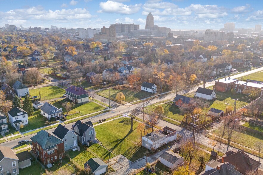 More Photos Of 515 Euclid St, Detroit Land For Sale
