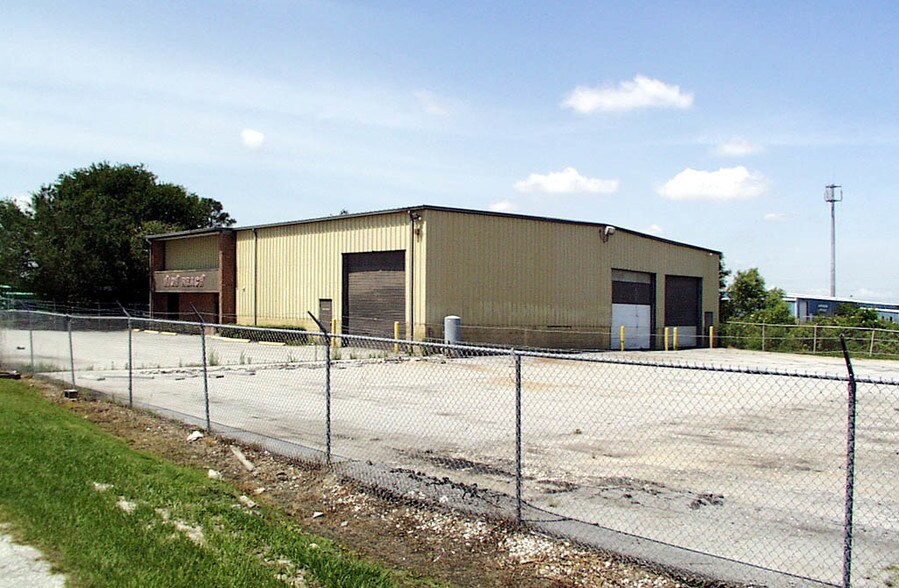 More Photos Of 7820 Professional Pl, Tampa Manufacturing For Lease