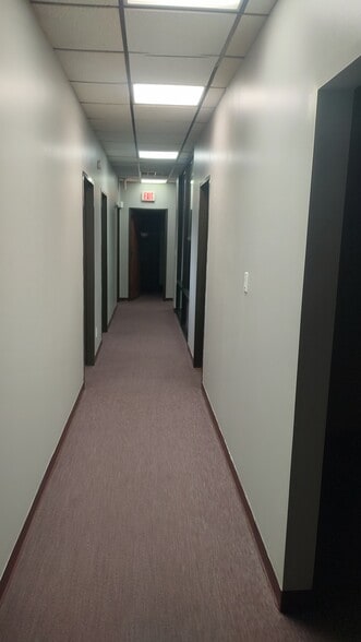 More Photos Of 1225 N Logan St, Texas City Office For Lease