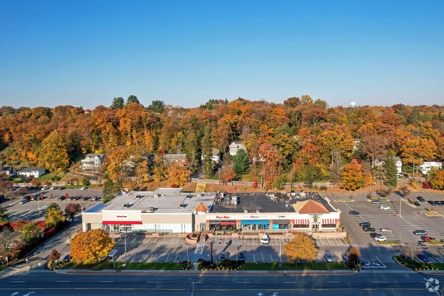 More Photos Of 799-855 Central Park Ave, Scarsdale General Retail For Lease