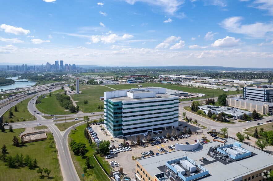 More Photos Of 2535 3rd Ave SE, Calgary Office For Lease