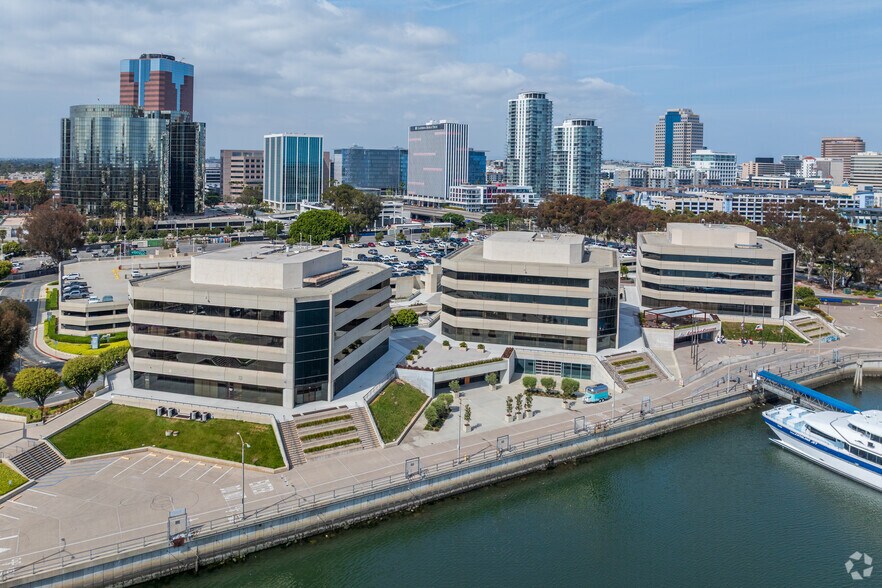More Photos Of 340 Golden Shore, Long Beach Loft Creative Space For Lease