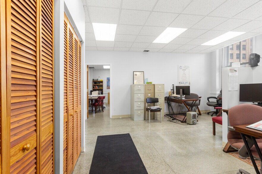 More Photos Of 126 State St, Albany Loft Creative Space For Sale