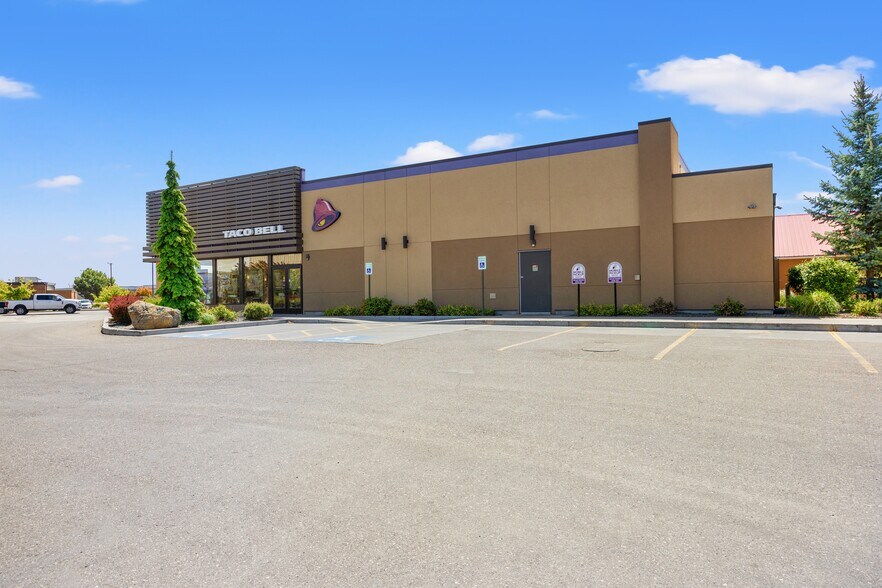 More Photos Of 632 N Overland Ave, Burley Fast Food For Sale