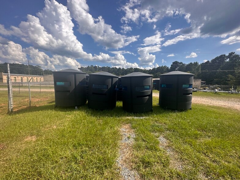 More Photos Of 3028 N Columbia St, Milledgeville Showroom For Sale