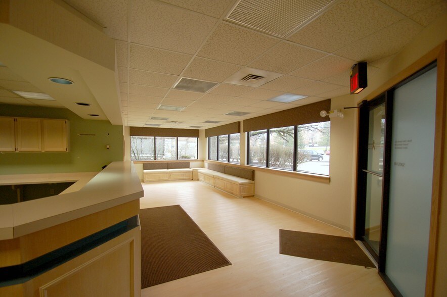 More Photos Of 8100 Ravines Edge Ct, Columbus Medical For Lease