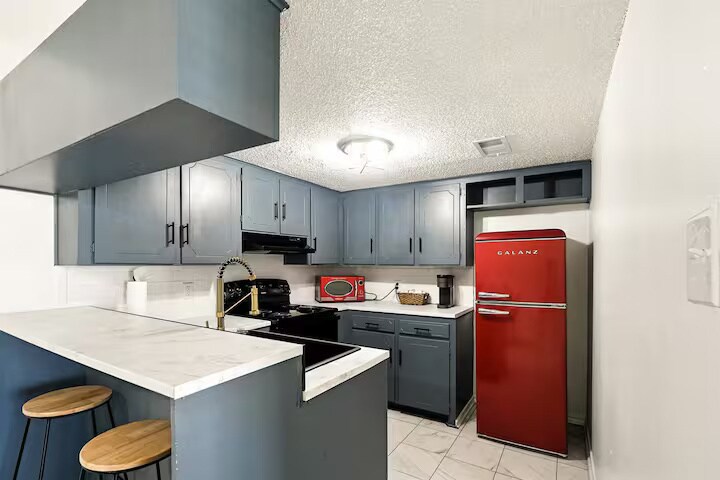 More Photos Of 749 E North 10th St, Abilene Apartments For Sale