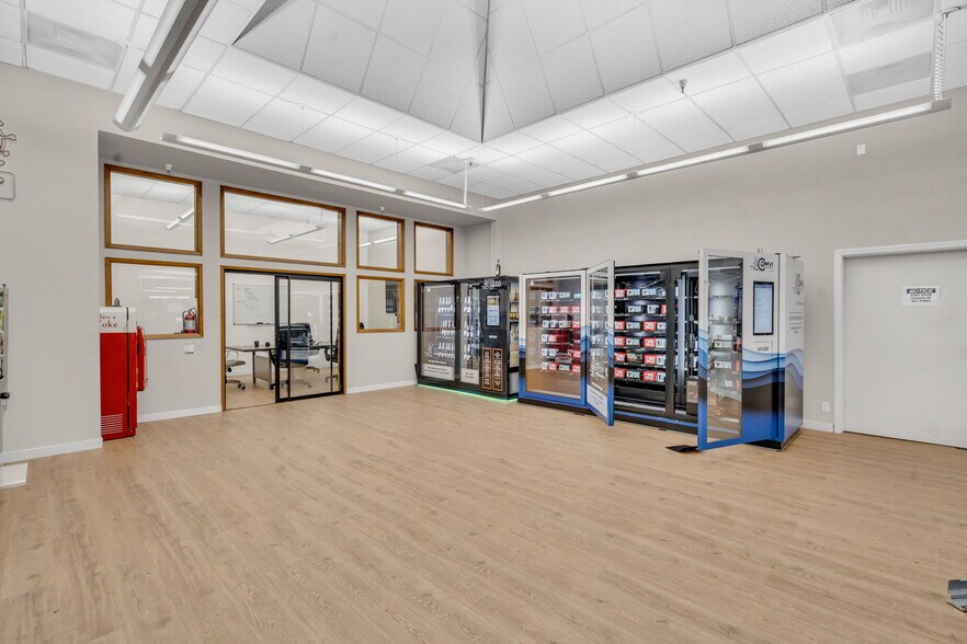 More Photos Of 390-400 Morris St, Sebastopol Warehouse For Sale