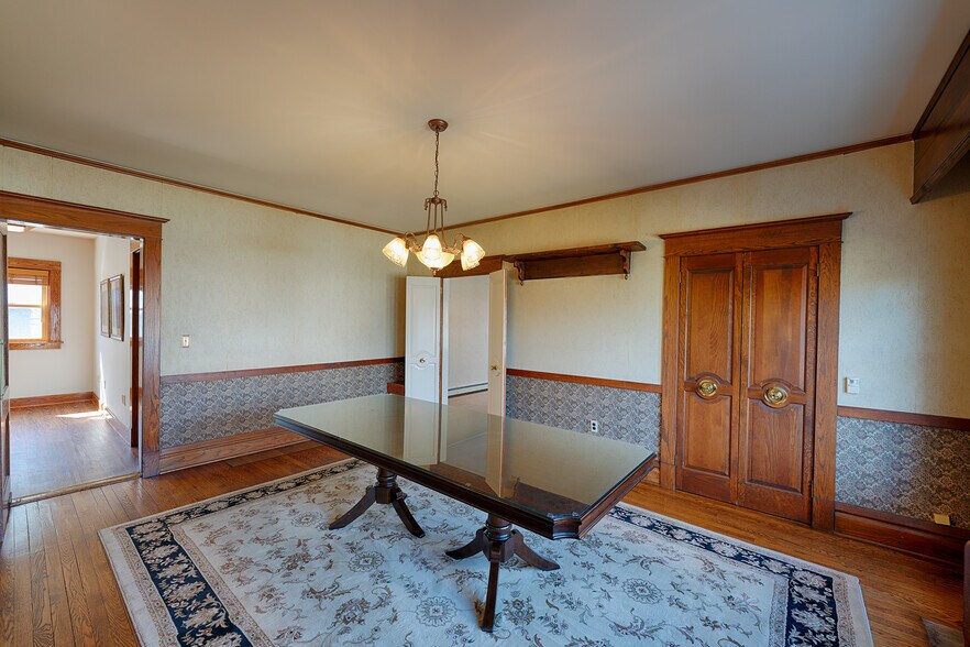 More Photos Of 105 Gleneida Ave, Carmel Office For Sale