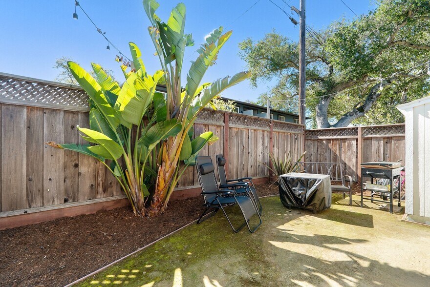 More Photos Of 420 Capitola Road Ext, Santa Cruz Apartments For Sale