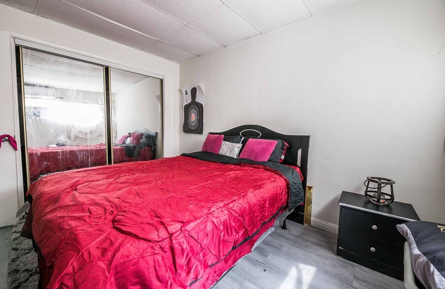 More Photos Of 239 W Cleveland Ave, Las Vegas Apartments For Sale