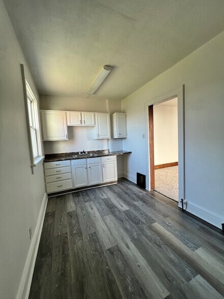 More Photos Of 208 Park Ave SW, Canton Apartments For Sale