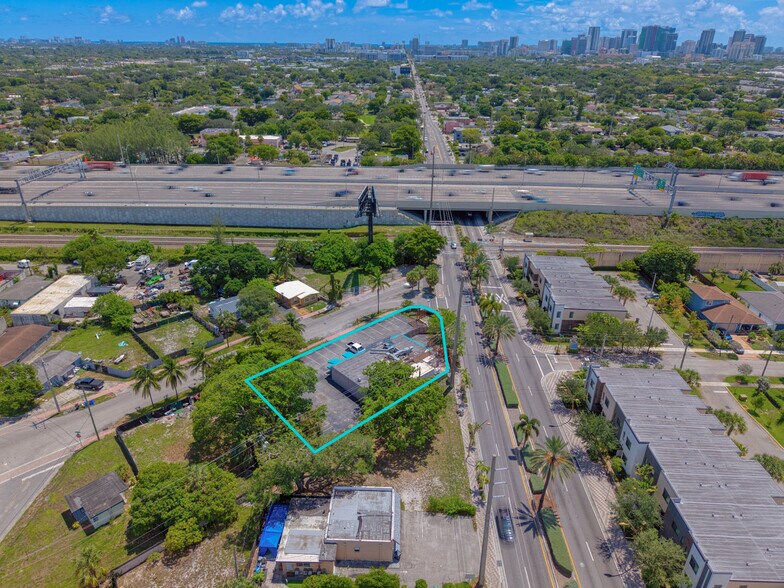 More Photos Of 601 NW 22nd Rd, Fort Lauderdale Restaurant For Sale