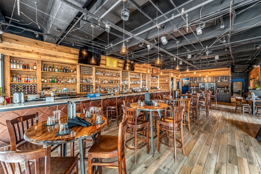 More Photos Of 100 S Eola Dr, Orlando Apartments For Lease