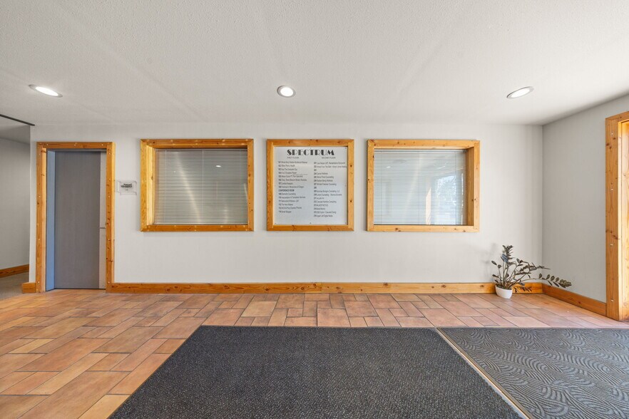 More Photos Of 354 NE Greenwood Ave, Bend Office Residential For Sale