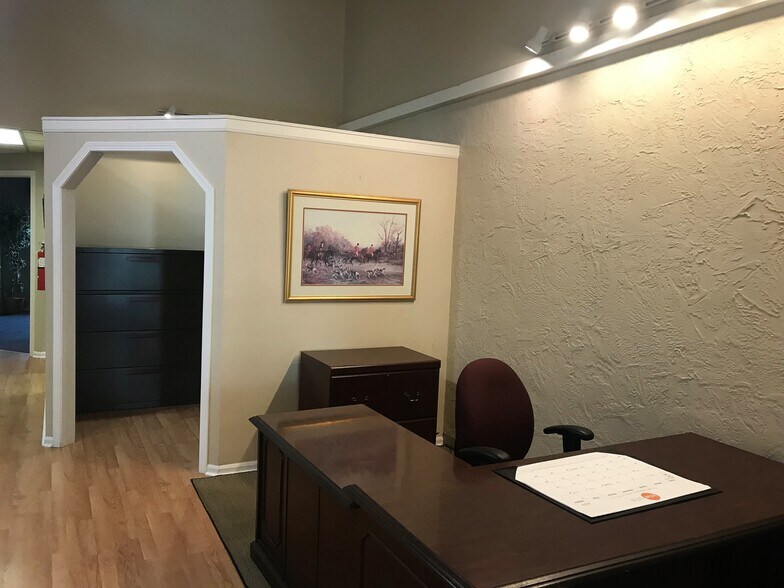 More Photos Of 4920 Reed Rd, Columbus Loft Creative Space For Lease