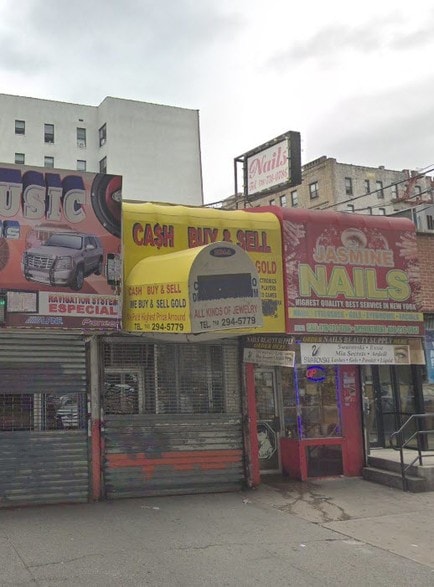 More Photos Of 1584 Jerome Ave, Bronx General Retail For Lease