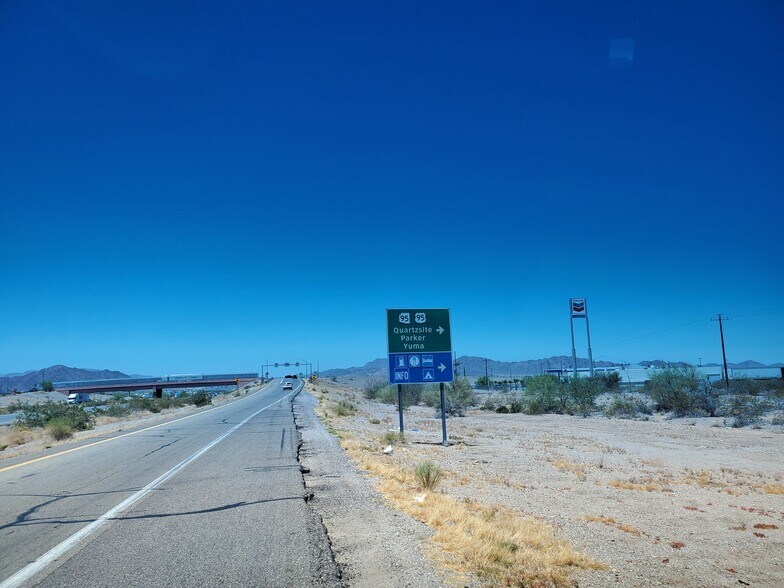 More Photos Of 391 N Riggles Ave, Quartzsite Land For Sale