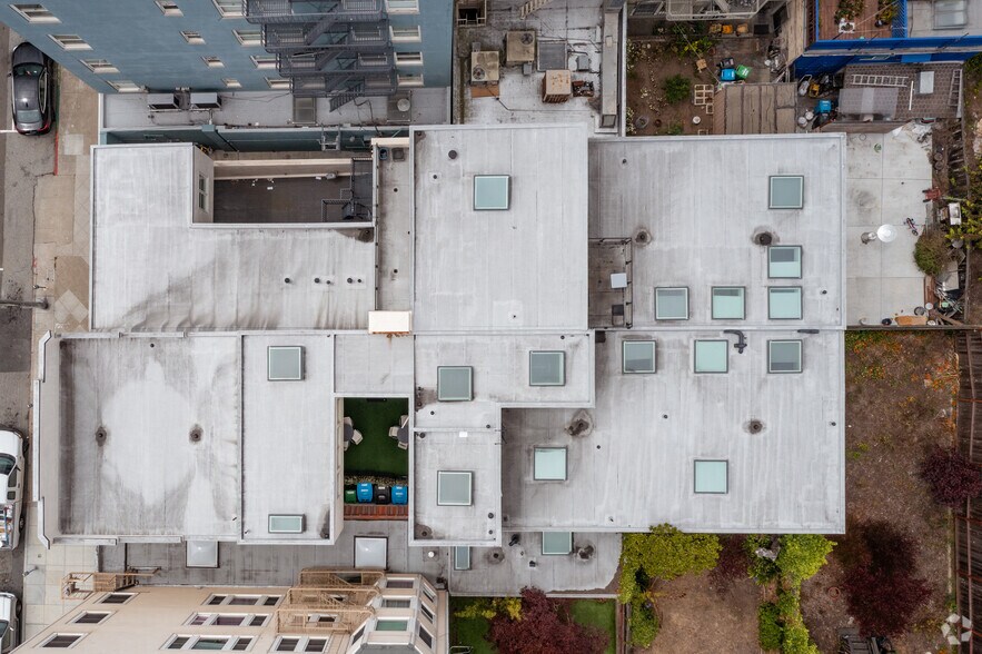 More Photos Of 320 Judah St, San Francisco Loft Creative Space For Lease