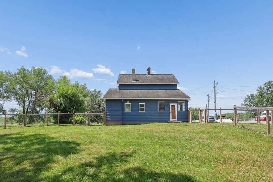 More Photos Of 1520 Island Rd, Circleville Multifamily For Sale