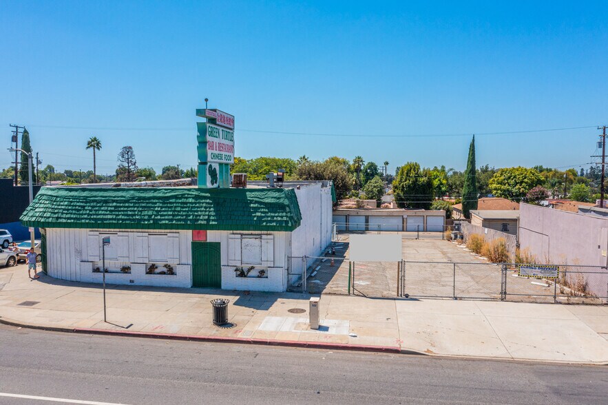 More Photos Of 11456-11464 Whittier Blvd, Whittier Restaurant For Sale