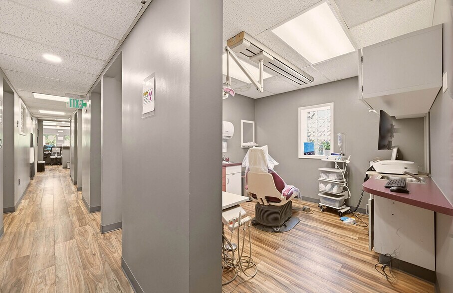 More Photos Of 4839 Wisconsin Ave NW, Washington Medical For Sale