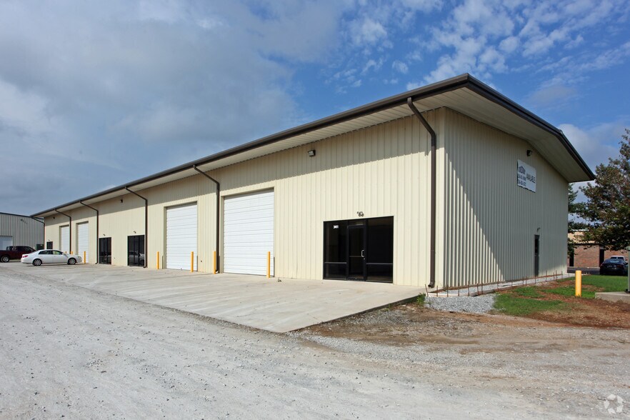 Primary Photo Of 3411 Al-53 Hwy N, Huntsville Warehouse For Lease
