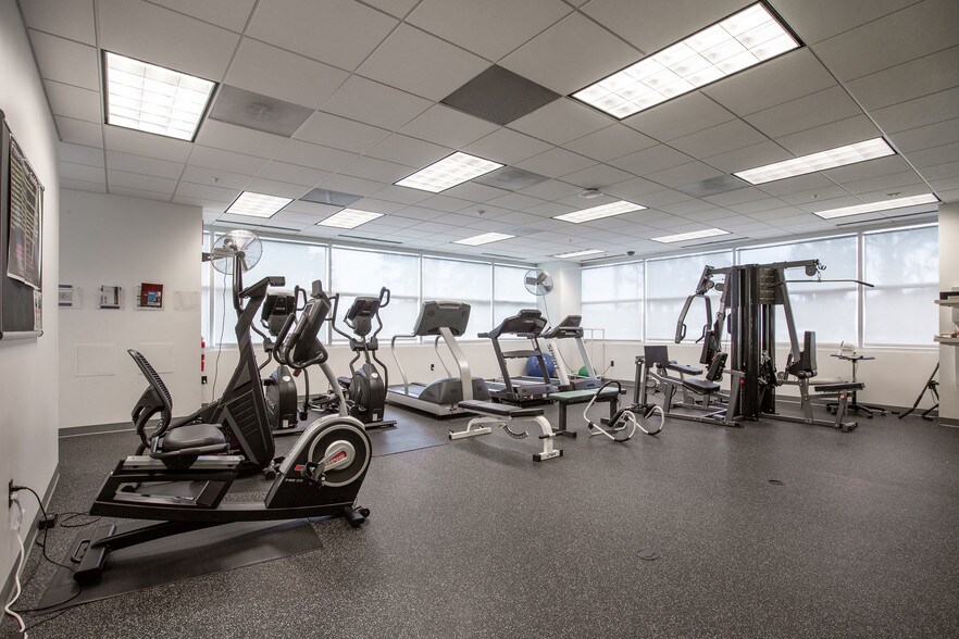 More Photos Of 18205 Crane Nest Dr, Tampa Office For Lease