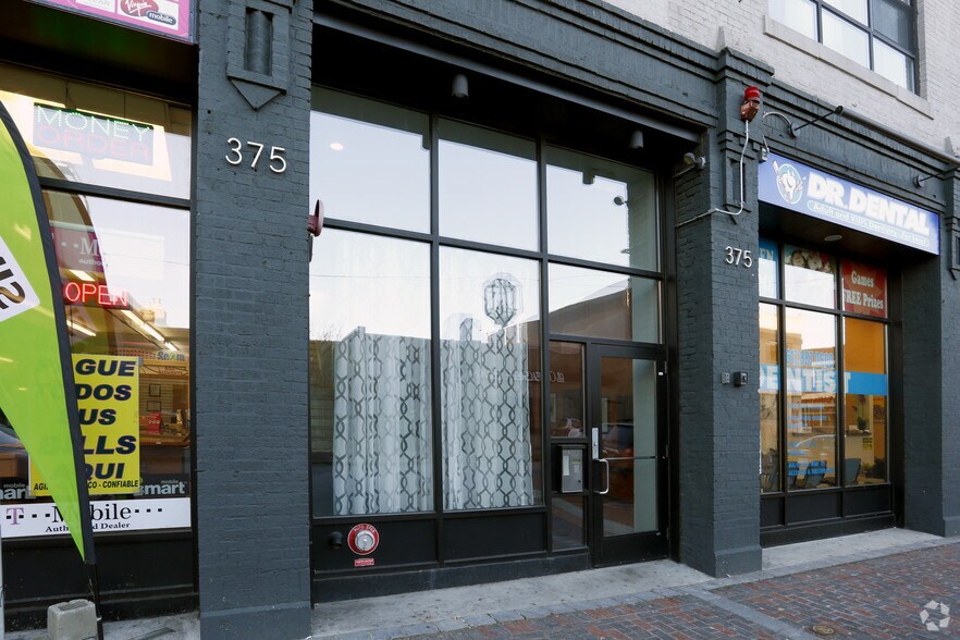 More Photos Of 361-385 Broadway, Chelsea Apartments For Lease