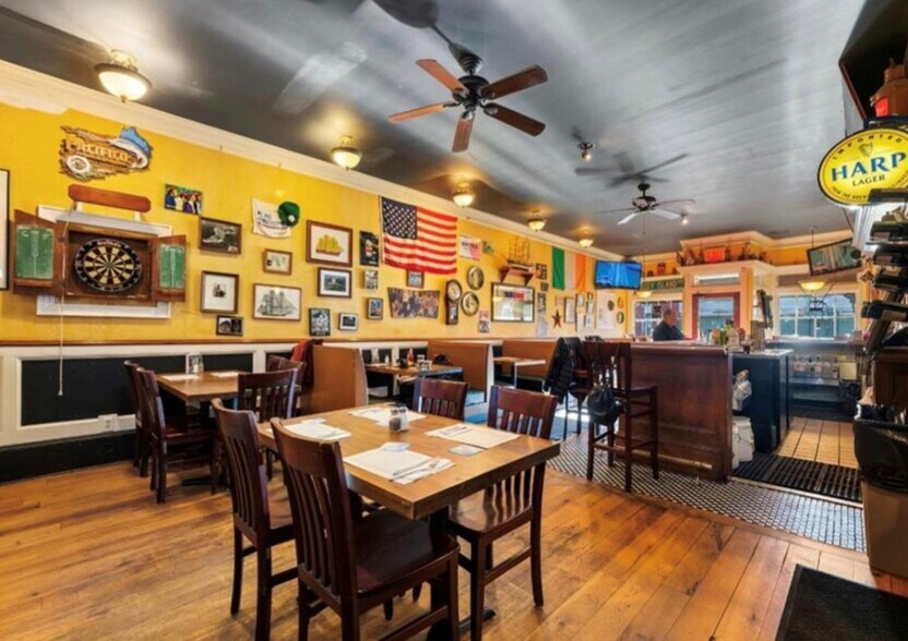 More Photos Of 302-304 City Island Ave, Bronx Storefront For Sale