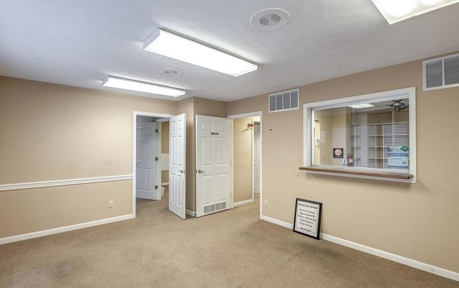 More Photos Of 1202-1214 N Monroe Dr, Xenia Medical For Sale