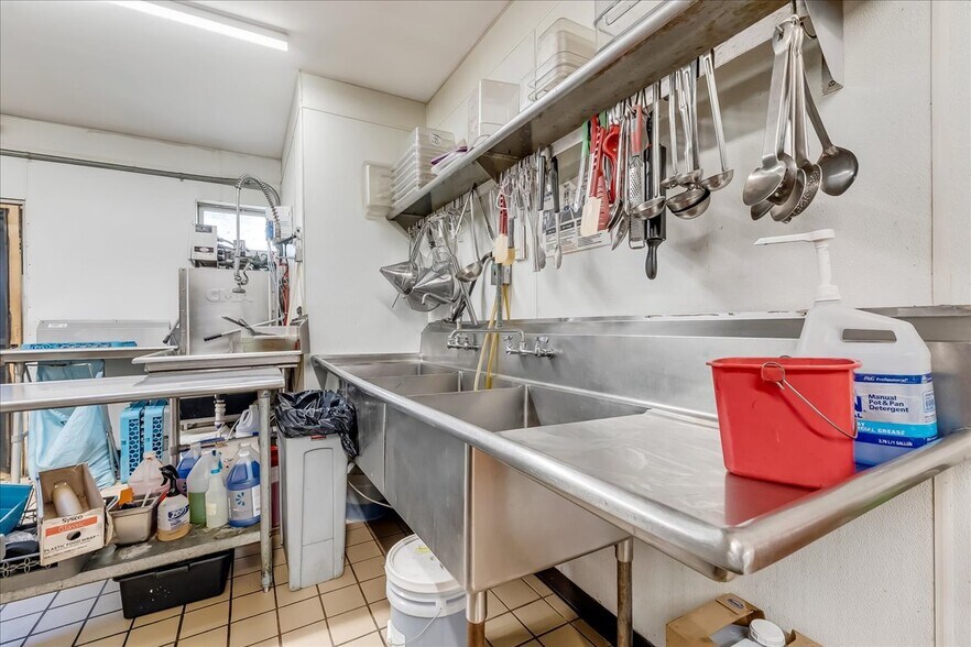 More Photos Of 1045 Route 390, Greentown Restaurant For Sale