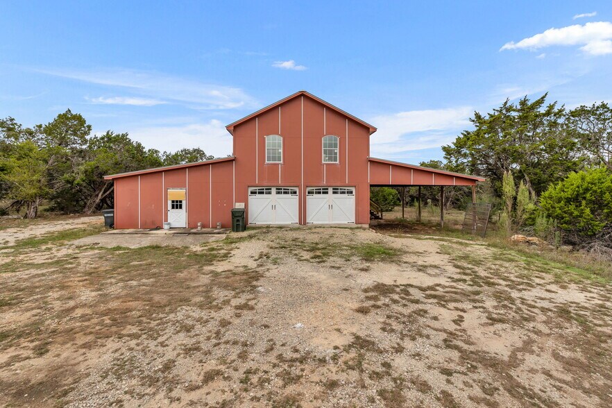 More Photos Of 251 Circle Dr, Wimberley Hospitality For Sale