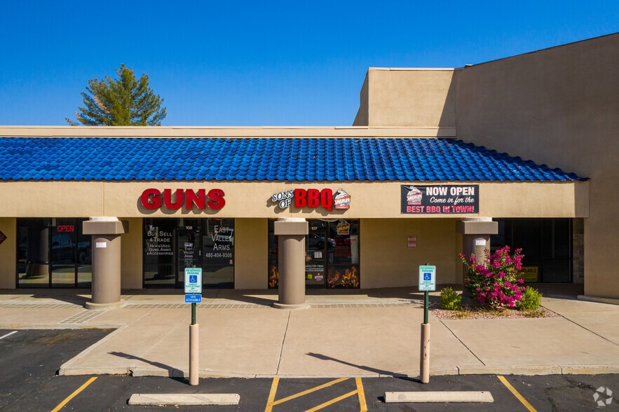 More Photos Of 2650-2702 E University Dr, Mesa Storefront For Lease