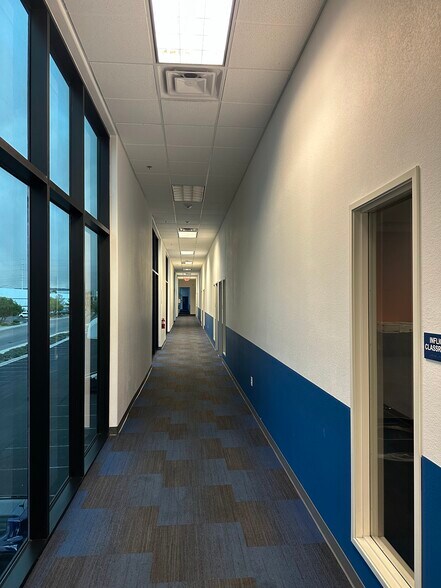 More Photos Of 5475 S Decatur Blvd, Las Vegas Research And Development For Lease