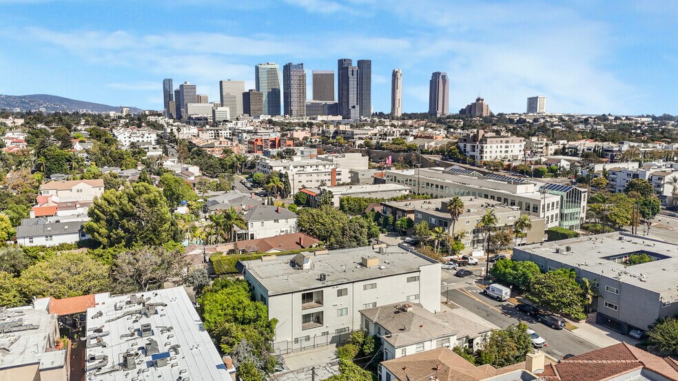 More Photos Of 1677 Westholme Ave, Los Angeles Apartments For Sale