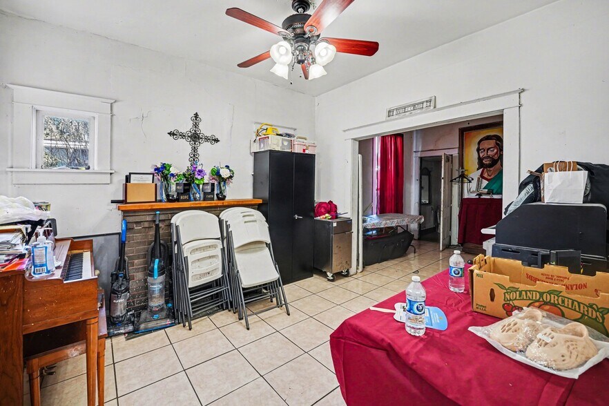 More Photos Of 2900 N Josephine St, Denver Specialty For Sale