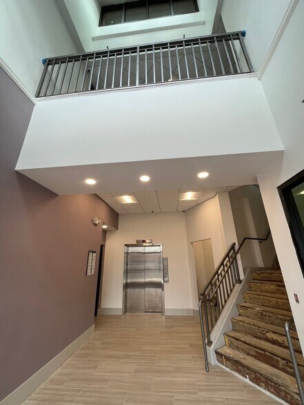 More Photos Of 63 Park St, Andover Office For Lease