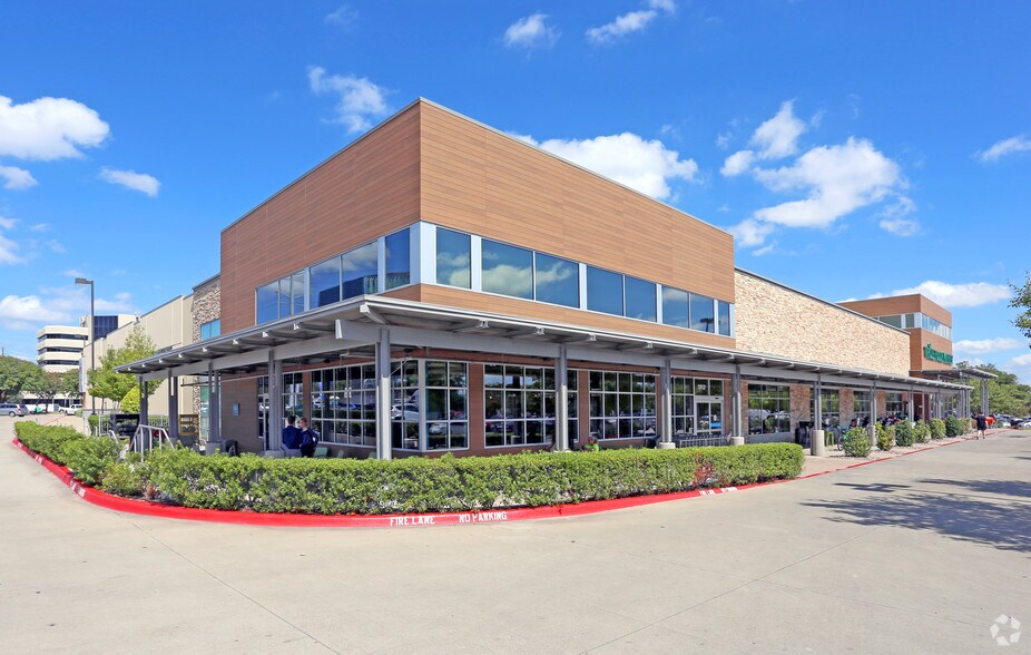 More Photos Of 5100 Belt Line Rd, Dallas General Retail For Lease