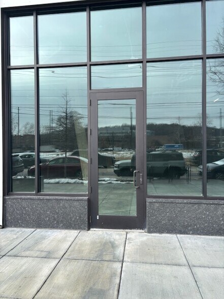 More Photos Of 671 Parkside Pl NE, Washington Unknown For Lease