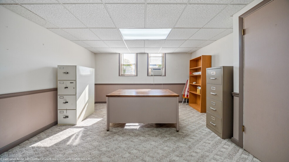 More Photos Of 729 E Main St, Salisbury Office For Sale