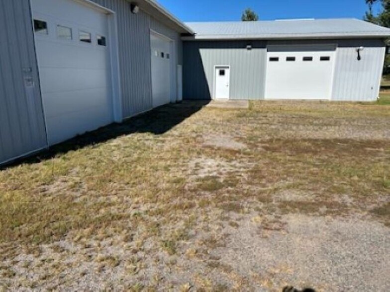 More Photos Of 12384 234th St, Cold Spring Warehouse For Sale