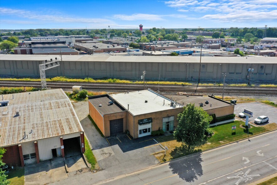 More Photos Of 4135 W 123rd St, Alsip Warehouse For Lease