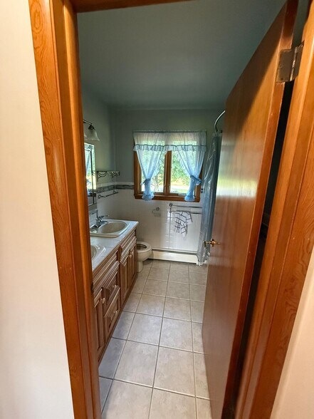 More Photos Of 11502 E Thompson Rd, Indianapolis Specialty For Sale