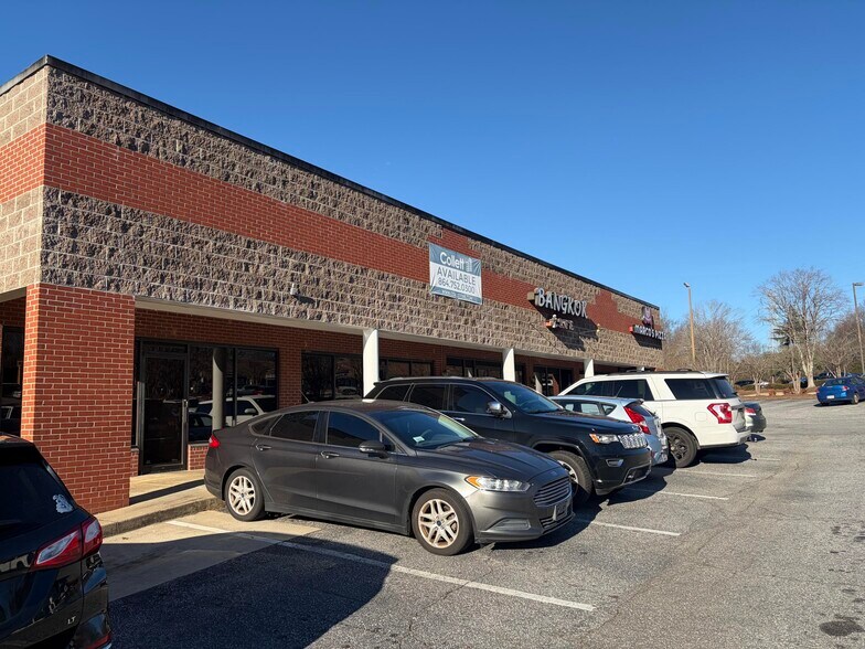 More Photos Of 1200 E Main St, Spartanburg Unknown For Lease