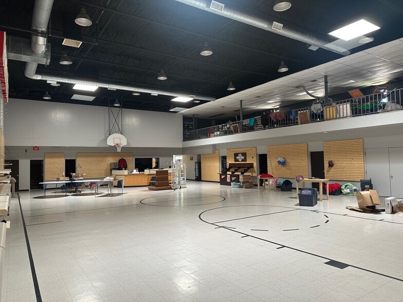 More Photos Of 201 E Church St, Ozark Lodge Meeting Hall For Sale